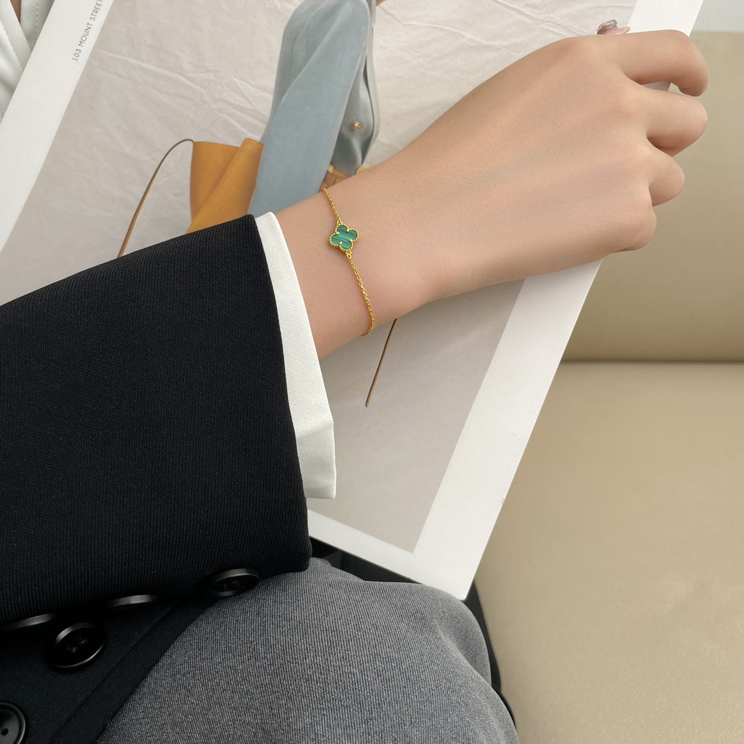 ¡®Glow Jewelry¡¯CLOVER BRACELET MALACHITE 1 MOTIF
