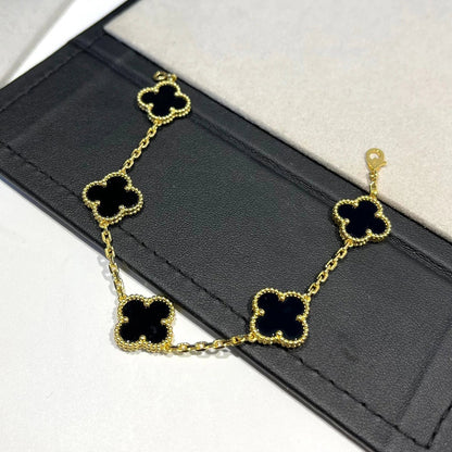 [Glow Jewelry]New CLOVER 5 MOTIF ONYXS BRACELET COLLECTION