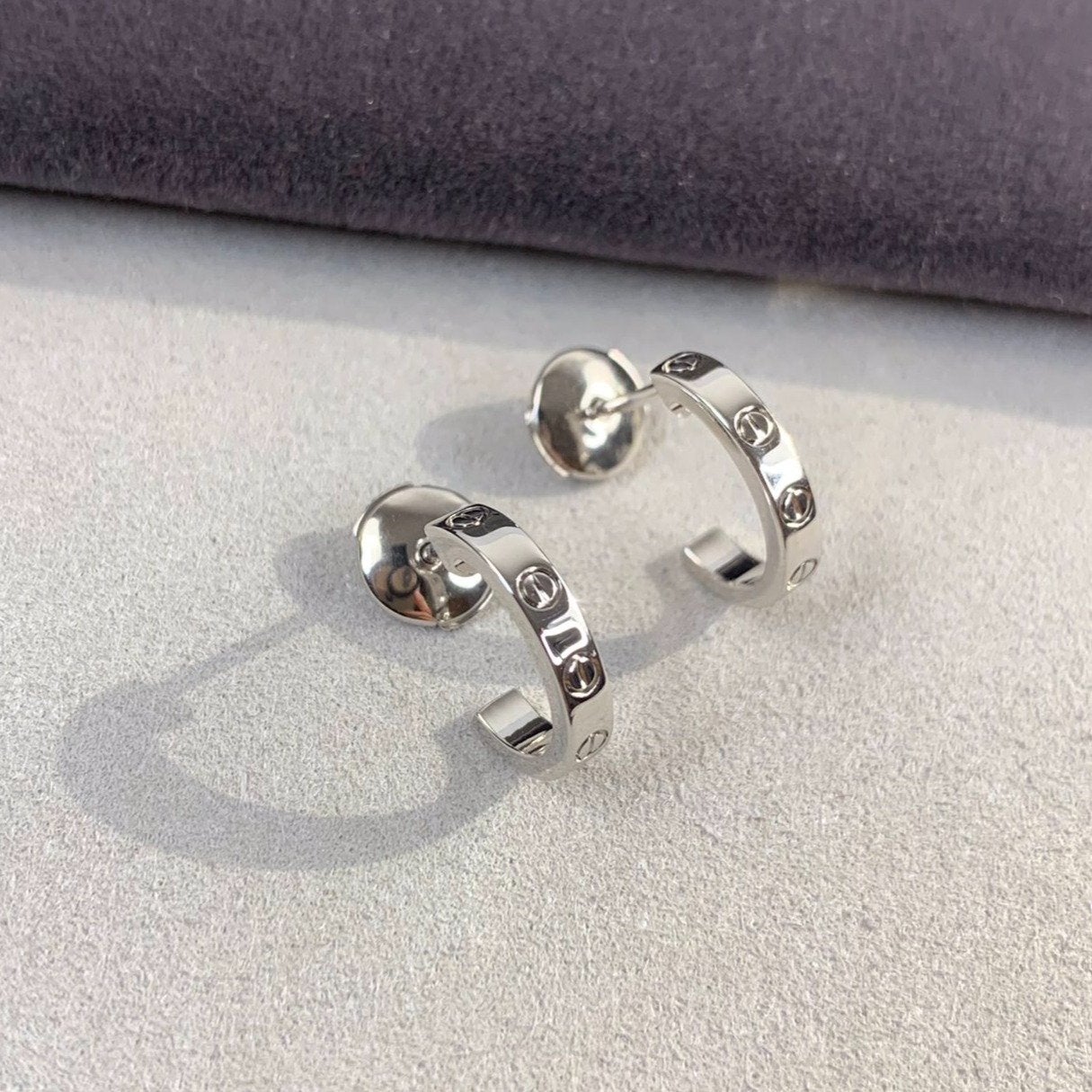 Glow Jewelry 'LOVE'-OHRRINGE 2.65MM SILBER
