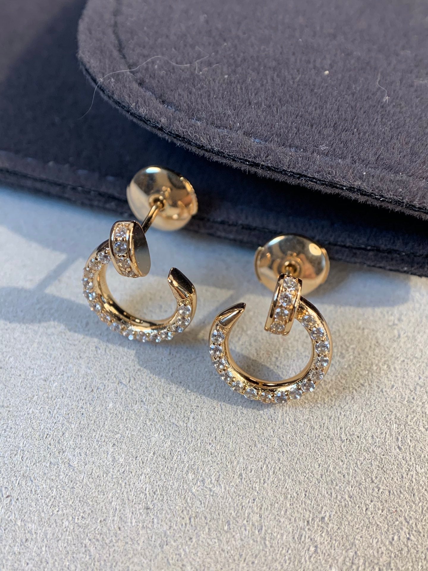¡®Glow Jewelry¡¯JUSTE EARRINGS GOLD DIAMONDS