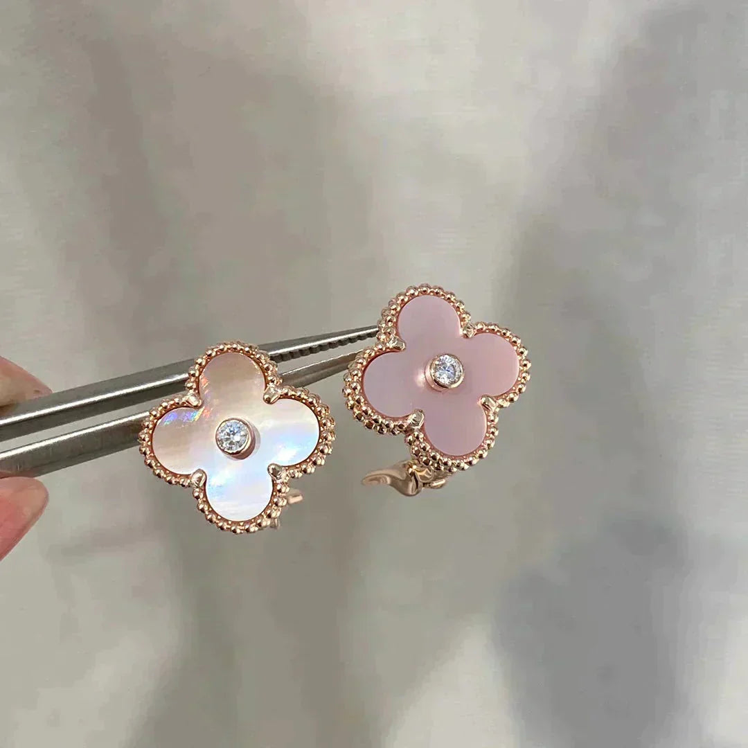 [Glow Jewelry]CLOVER MEDIUM 1 MOTIFS  PINK MOP DIAMOND EARRINGS