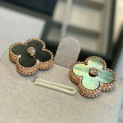 [Glow Jewelry]CLOVER MEDIUM 1 MOTIFS GRAY MOP  DIAMOND EARRINGS
