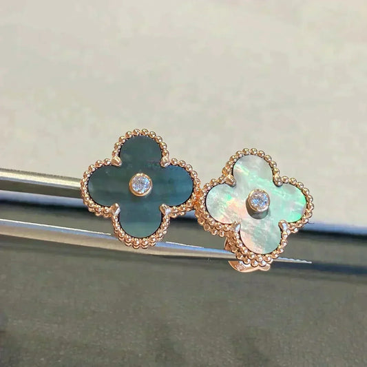 [Glow Jewelry]CLOVER MEDIUM 1 MOTIFS GRAY MOP  DIAMOND EARRINGS
