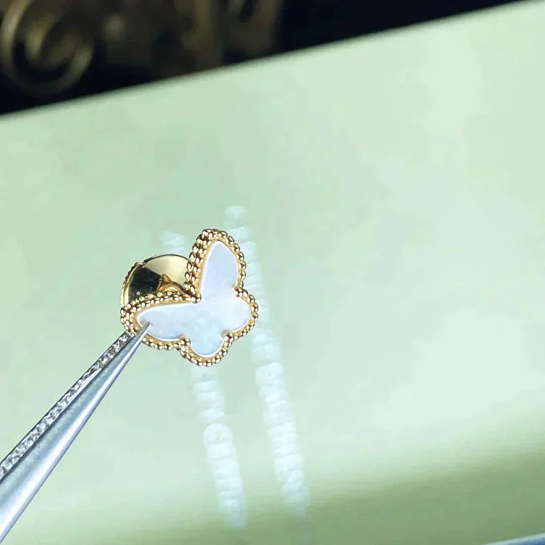 ¡®Glow Jewelry¡¯SWEET BUTTERFLY MOP EARSTUDS