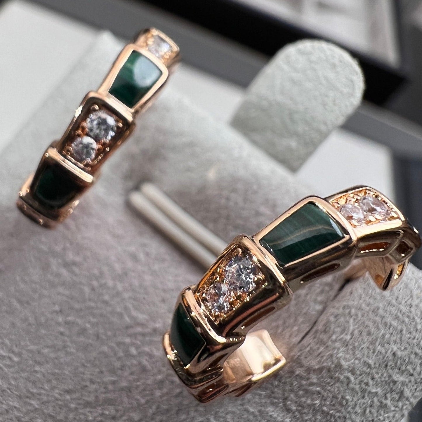 [Glow Jewelry]SERPENTI MALACHITE PINK GOLD EARRINGS