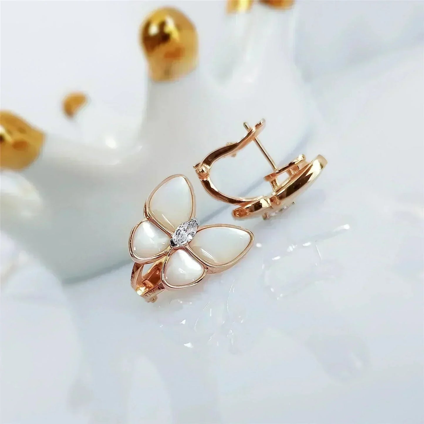 [Glow Jewelry]BUTTERFLY MOP DIAMOND EARRINGS