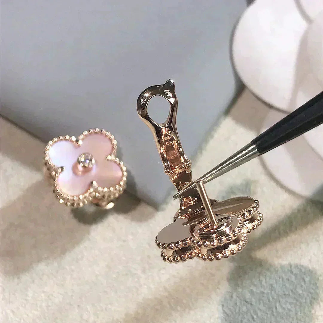 [Glow Jewelry]CLOVER MEDIUM 1 MOTIFS  PINK MOP DIAMOND EARRINGS