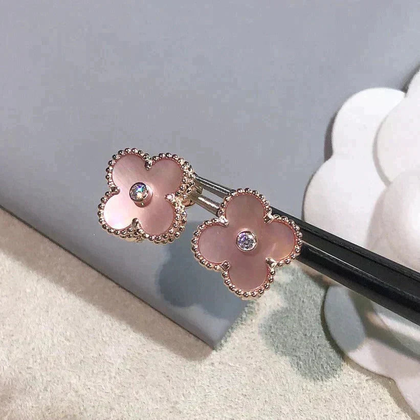 [Glow Jewelry]CLOVER MEDIUM 1 MOTIFS  PINK MOP DIAMOND EARRINGS