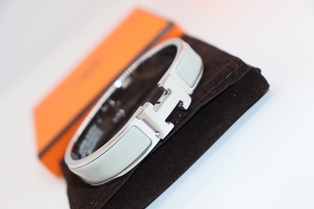 [Glow Jewelry]H LIGHT BLUE BRACELET