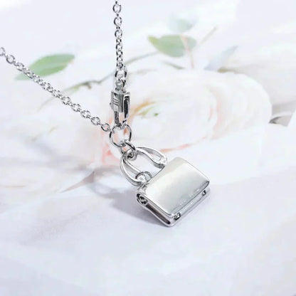 ¡®Glow Jewelry¡¯AMULETTE PEDANT SILVER NECKLACE