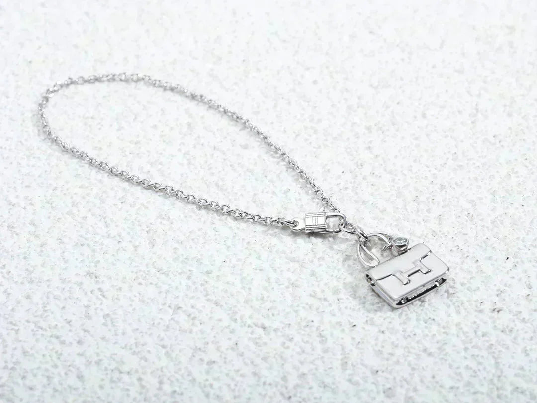 [Glow Jewelry]AMULETTE PEDANT SILVER NECKLACE