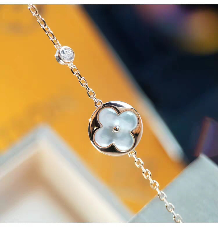 ¡®Glow Jewelry¡¯SUN MOP GOLD 1 DIAMOND NECKLACE