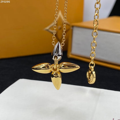 [Glow Jewelry]LOUISETTE PEDANT GOLD NECKLACE