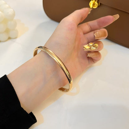 ¡®Glow Jewelry¡¯PANTHERE GOLD DIAMOND OPEN BRACELET