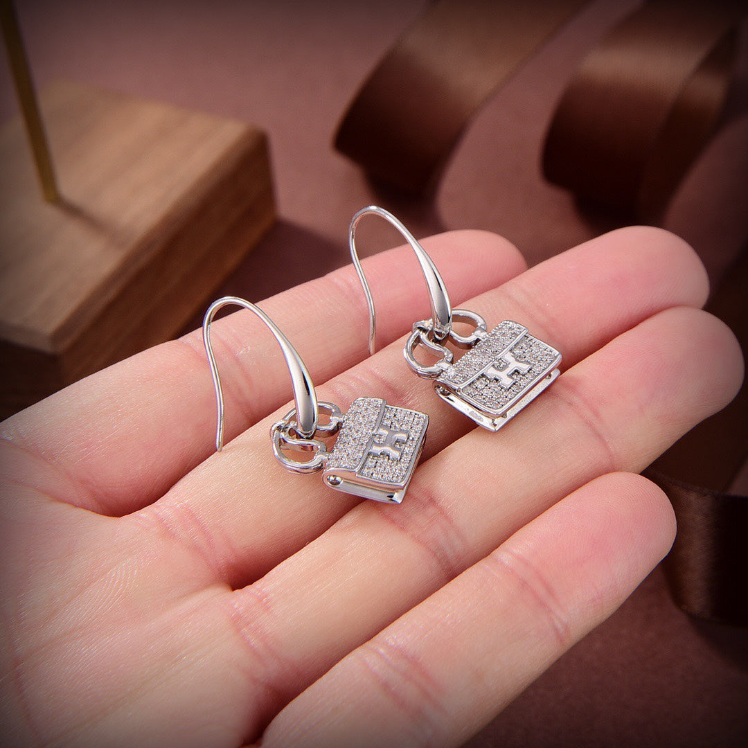 ¡®Glow Jewelry¡¯KELLY DIAMOND EARRINGS