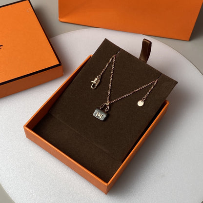 [Glow Jewelry]CONSTANCE BLACK PEDANT PINK GOLD NECKLACE