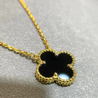 Glow Jewelry「CLOVER 15MM BLACK ONYX SINGLE FLOWER NECKLACE」