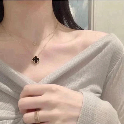 Glow Jewelry「CLOVER 15MM BLACK ONYX SINGLE FLOWER NECKLACE」