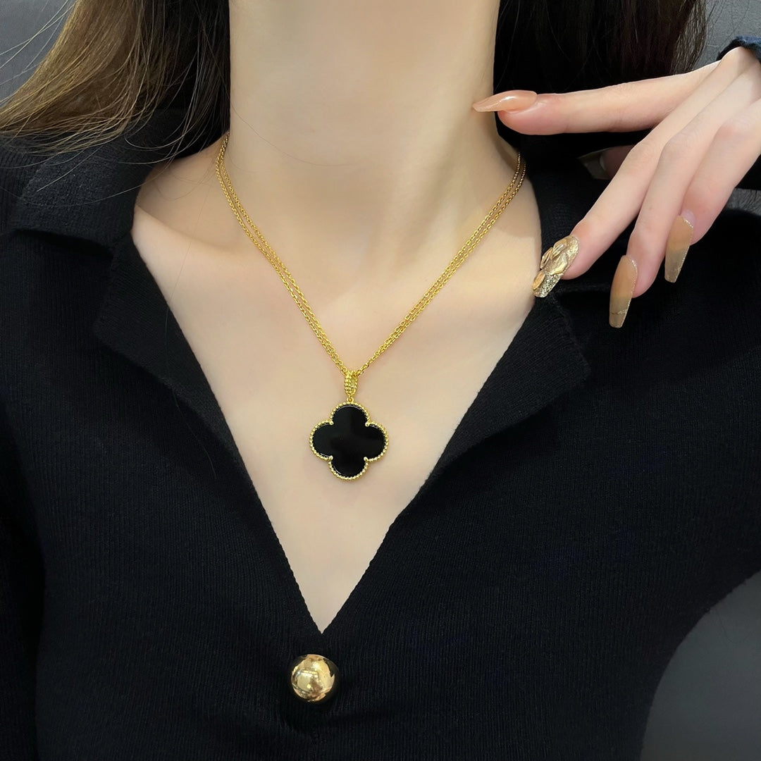 「グロウジュエリー」クローバー 25MM ネックレス ゴールド オニキス
