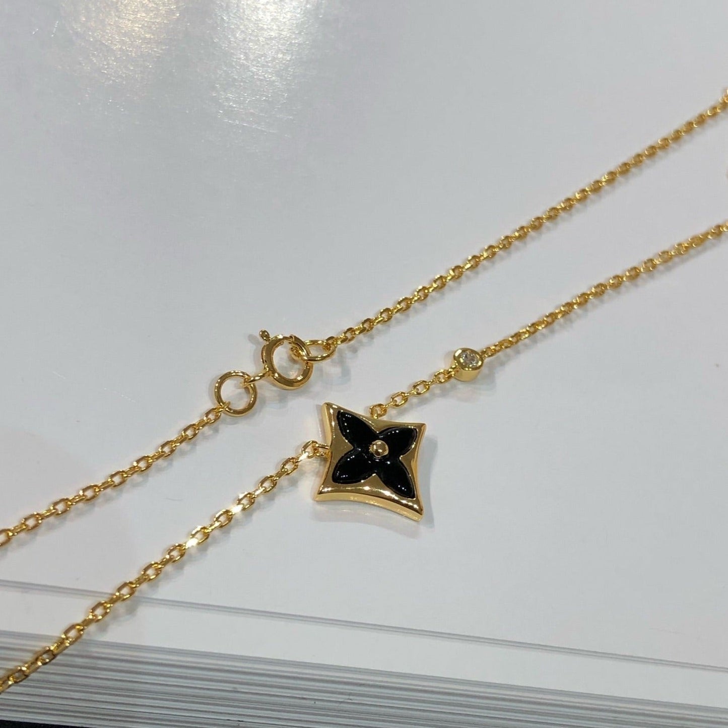 [Glow Jewelry]STAR BLACK MOP NECKLACE