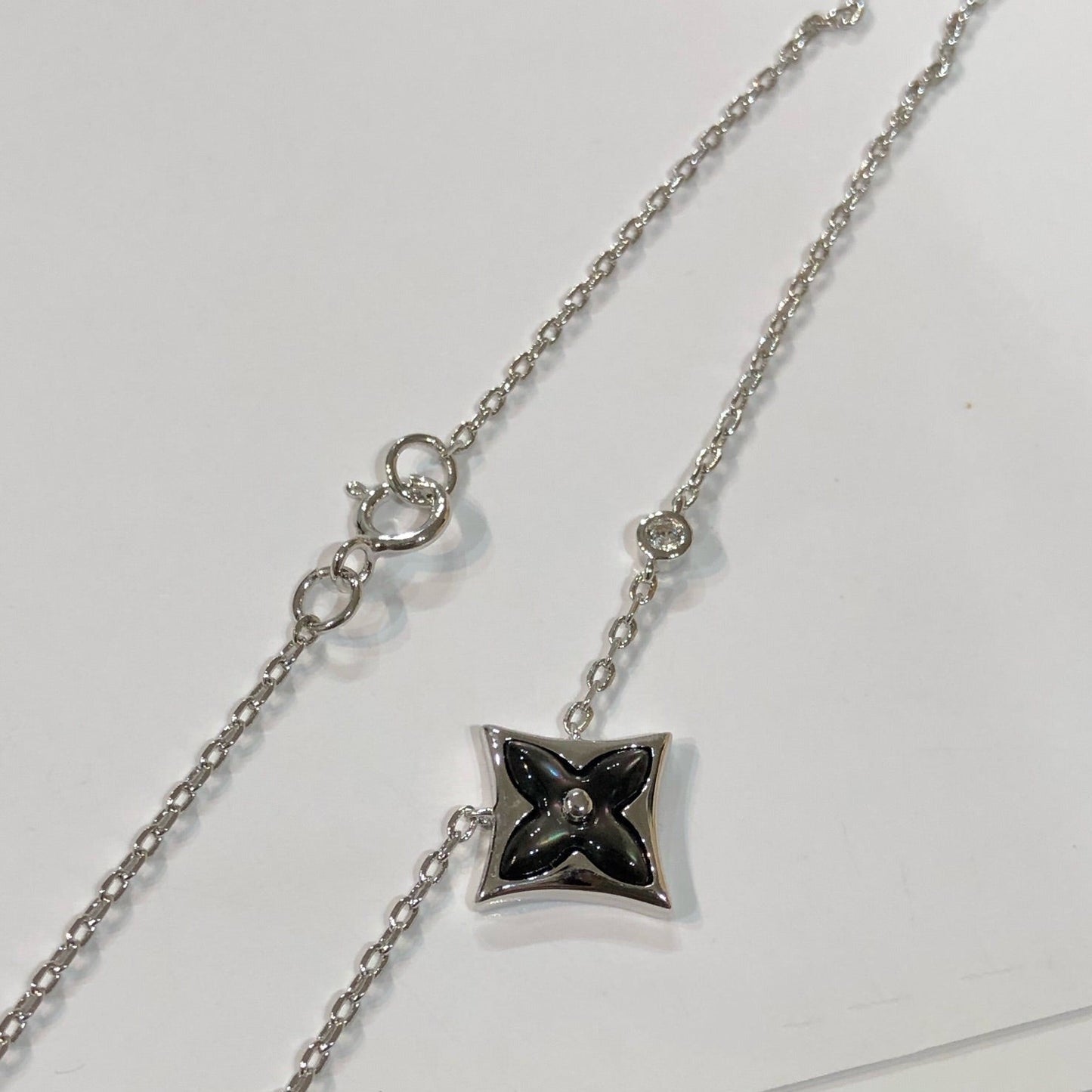 [Glow Jewelry]STAR BLACK MOP NECKLACE