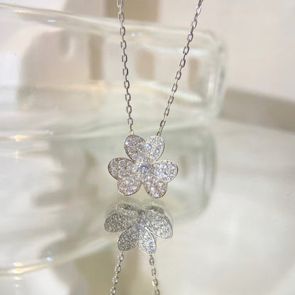 ¡®Glow Jewelry¡¯FLOWER DIAMOND NECKLACE