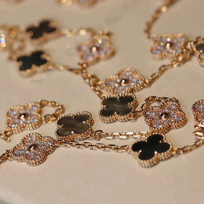 ®Glow Jewelry®クローバー20モチーフ ダークマザーオブパール ダイヤモンド ネックレス