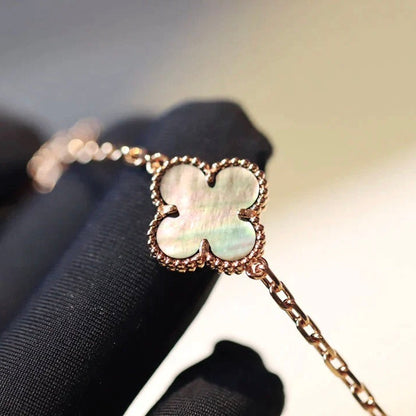 ®Glow Jewelry®クローバー20モチーフ ダークマザーオブパール ダイヤモンド ネックレス