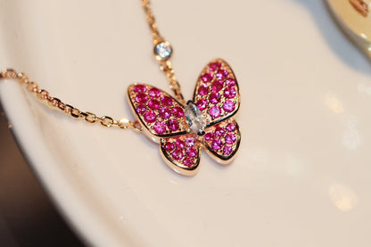 Glow Jewelry「バタフライレッドダイヤモンドローズゴールドネックレス」