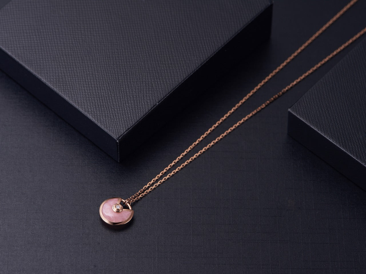 ¡®Glow Jewelry¡¯AMULETTE ROSE GOLD PINK MOP NECKLACE