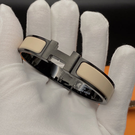 [Glow Jewelry]H BRACELET 12MM BLACK BEIGE CERAMIC