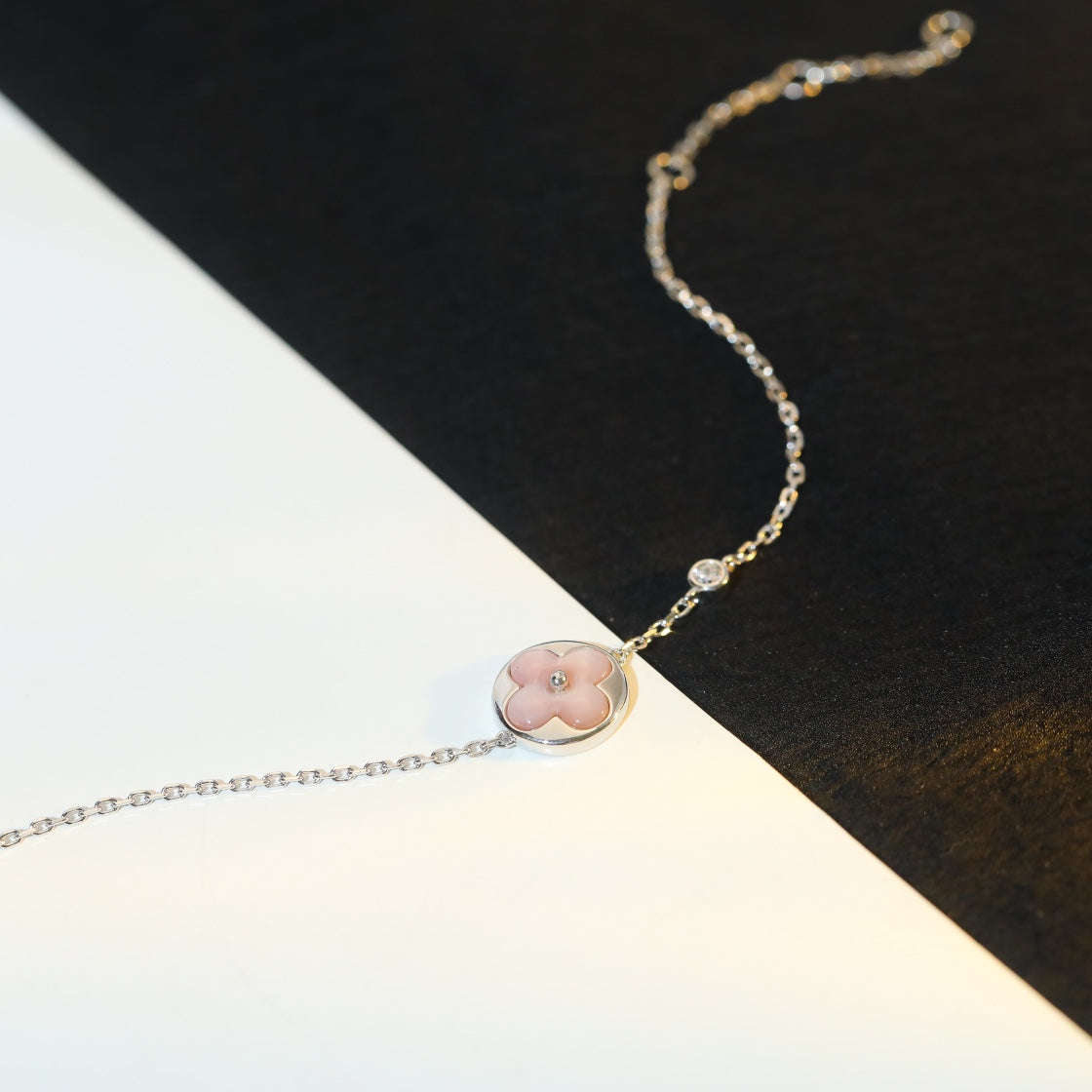 [Glow Jewelry]SUN MOTIF PINK MOP SILVER BRACELET