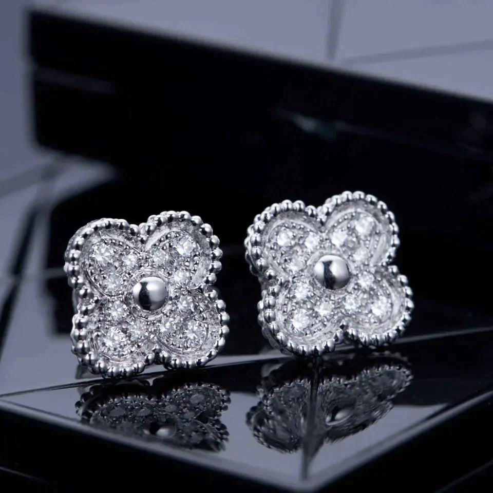 [Glow Jewelry]CLOVER 1 MOTIFS DIAMOND STUD EARRINGS SILVER