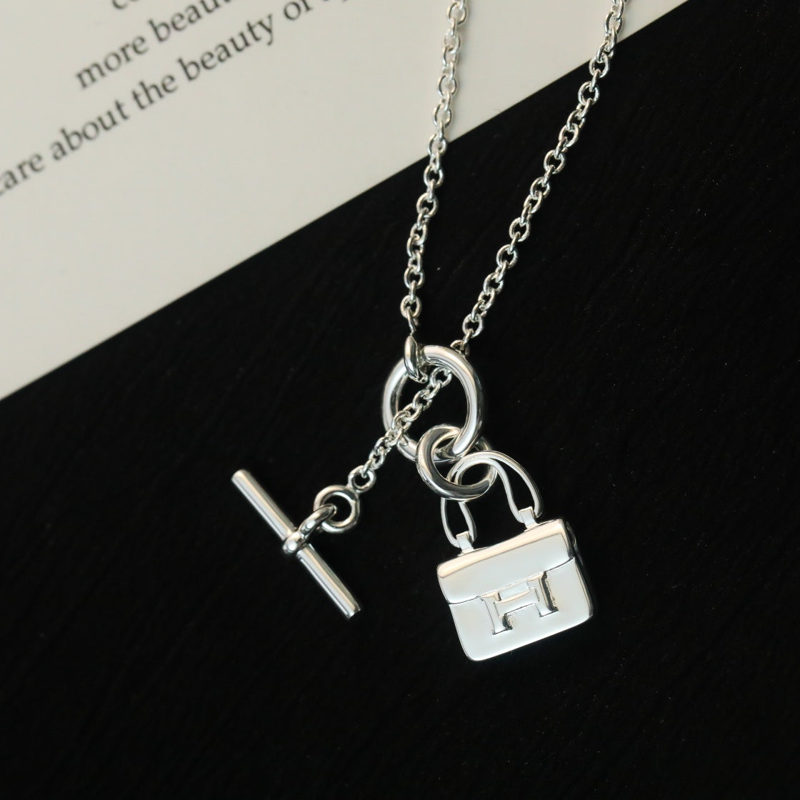 [Glow Jewelry]POP H PEDANT SILVER NECKLACE