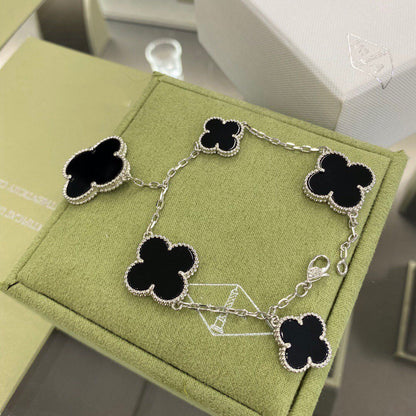 [Glow Jewelry]CLOVER 5 MOTIFS SIVLER ONYX BRACELET