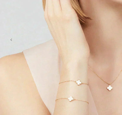 ¡®Glow Jewelry¡¯CLOVER MINI 9.5MM WHITE MOTHER-OF-PEARL NECKLACE