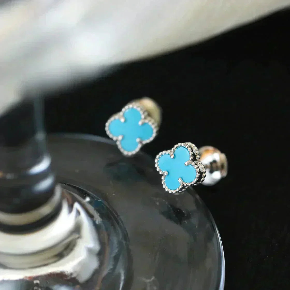 ¡®Glow Jewelry¡¯CLOVER MINI 9.5MM ONYX STUD EARRINGS SILVER