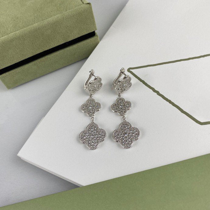 ¡®Glow Jewelry¡¯CLOVER 3 MOTIF DIAMOND SILVER DROP EARRINGS