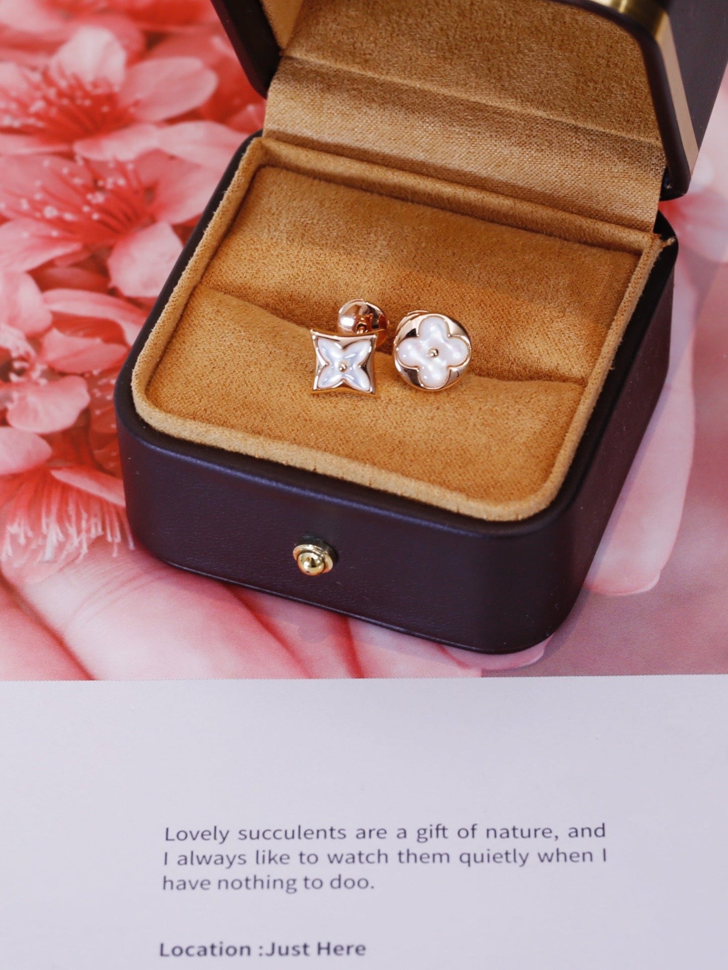 [Glow Jewelry]STAR AND SUN PINK GOLD MOP STUD EARRINGS