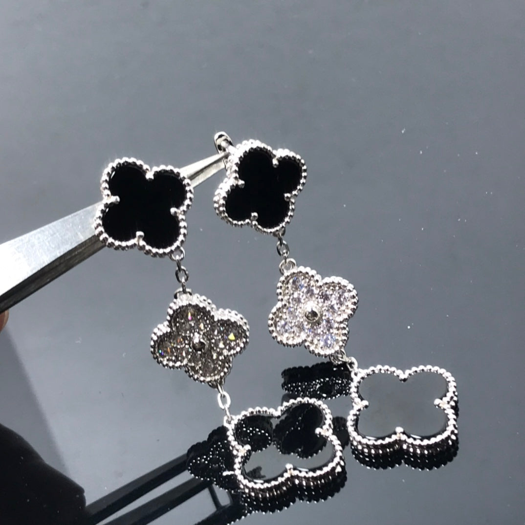 ¡®Glow Jewelry¡¯CLOVER 3 MOTIF DIAMOND ONYX SILVER EARRINGS