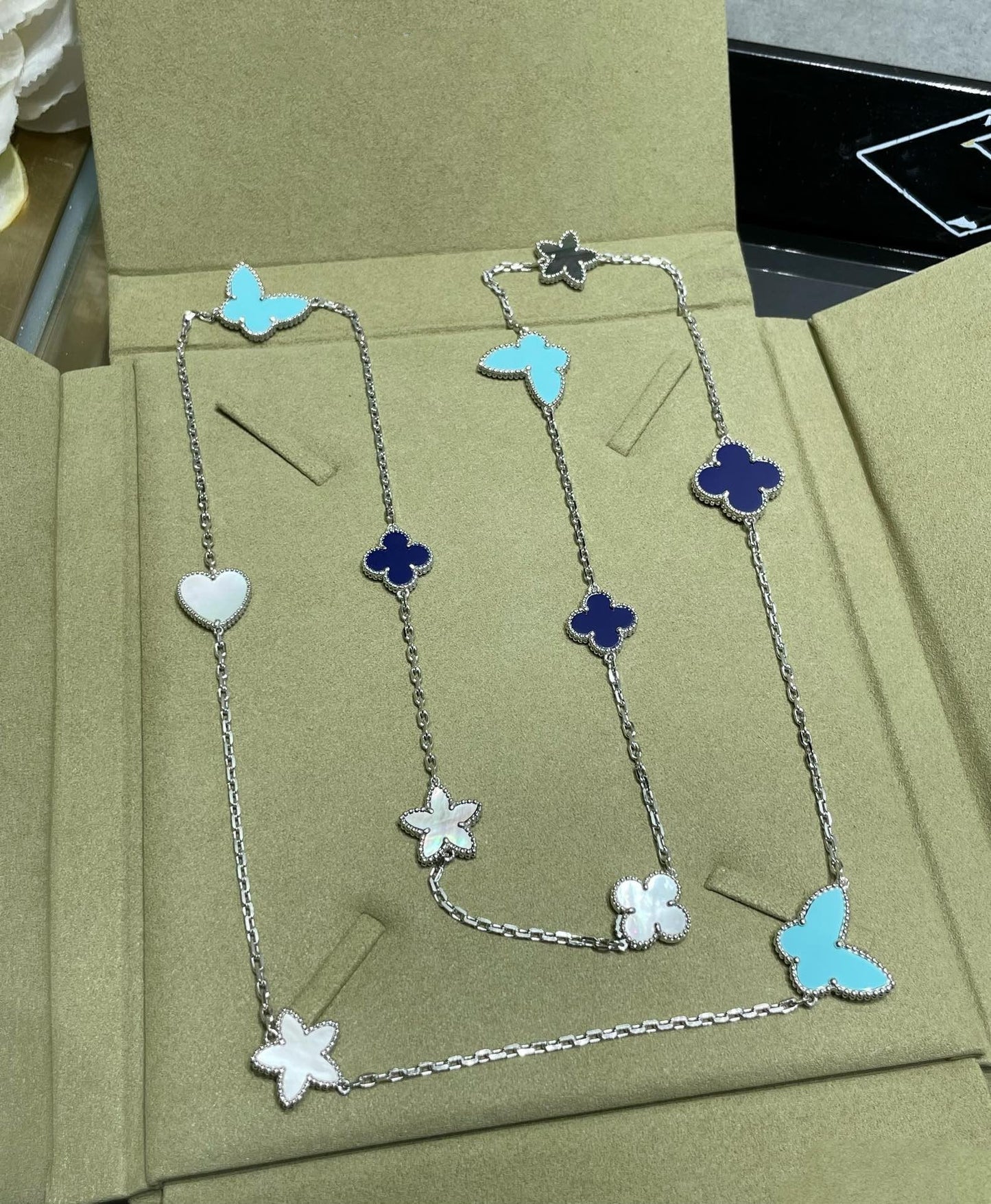 [Glow Jewelry]LUCKY CLOVER SILVER 11 MOTIF NECKLACE