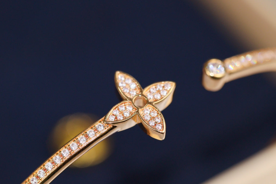 ¡®Glow Jewelry¡¯IDYLLE PINK GOLD OPEN BRACELET DIAMOND PAVED