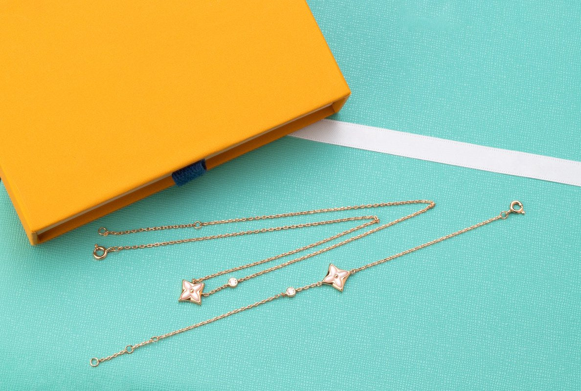 ¡®Glow Jewelry¡¯STAR PINK MOP 1 DIAMOND PINK GOLD NECKLACE