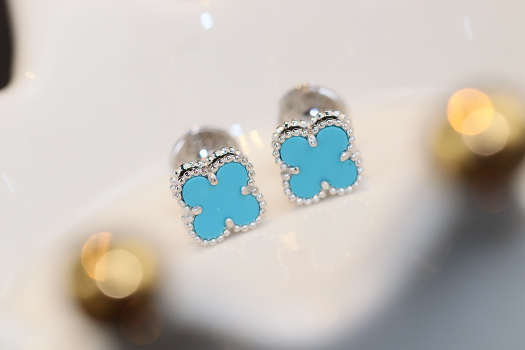 [Glow Jewelry]CLOVER MINI TURQUOISE SILVER STUD EARRINGS