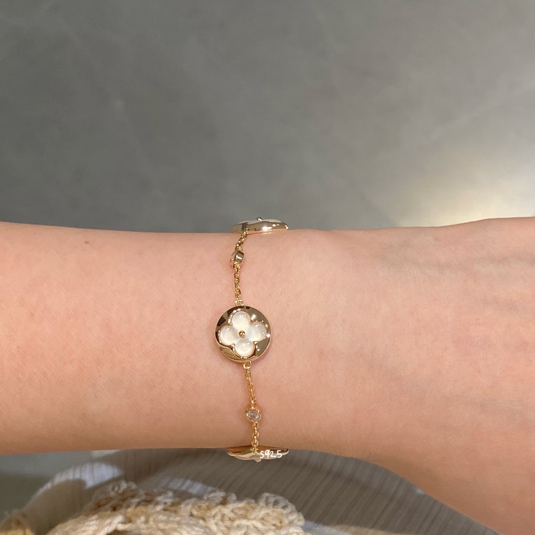 [Glow Jewelry]STAR AND SUN 4 MOTIF WHITE MOP PINK GOLD BRACELET