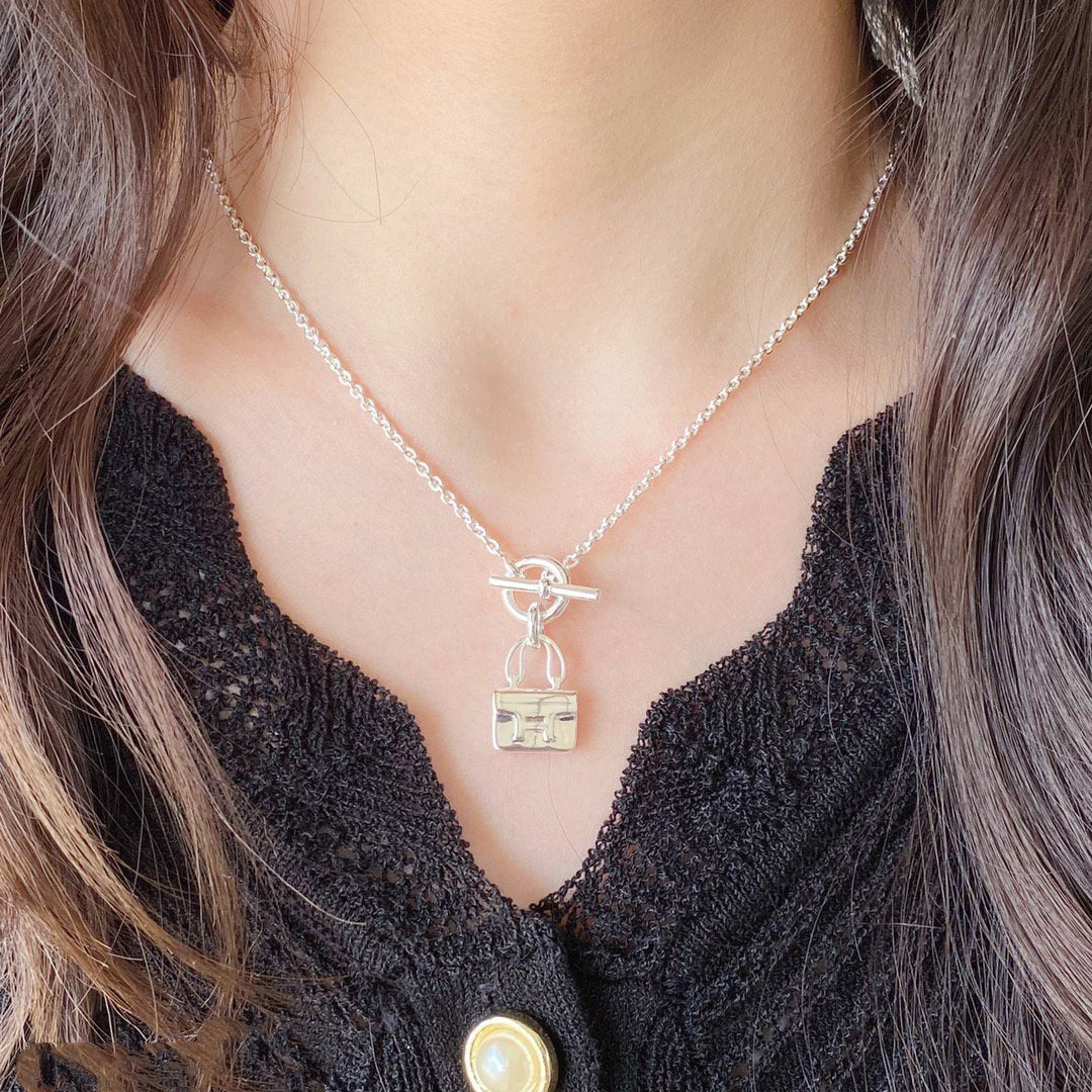 [Glow Jewelry]CONSTANCE PEDANT SILVER NECKLACE