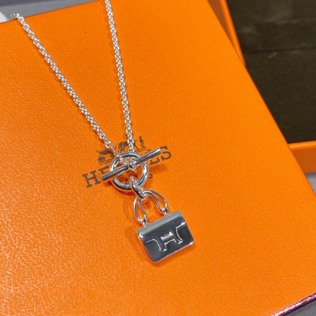 [Glow Jewelry]CONSTANCE PEDANT SILVER NECKLACE