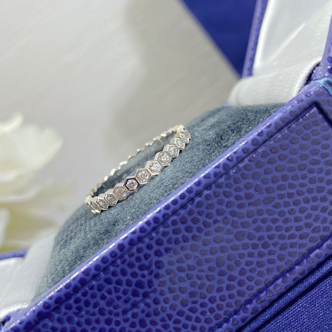 [Glow Jewelry]BEE LOVE DIAMOND PAVED SMALL RING