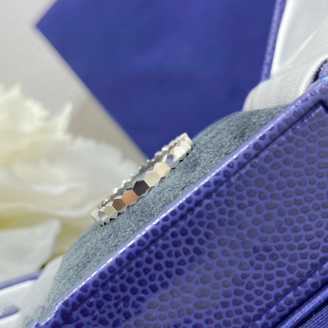 ¡®Glow Jewelry¡¯BEE LOVE SMALL RING