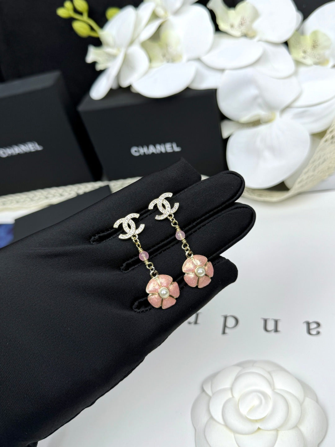 [Glow Jewelry]26C Pink Camellia Enamel Pendant with Double C Earrings